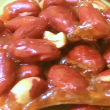 Homemade best peanut brittle with crunchy texture and golden color