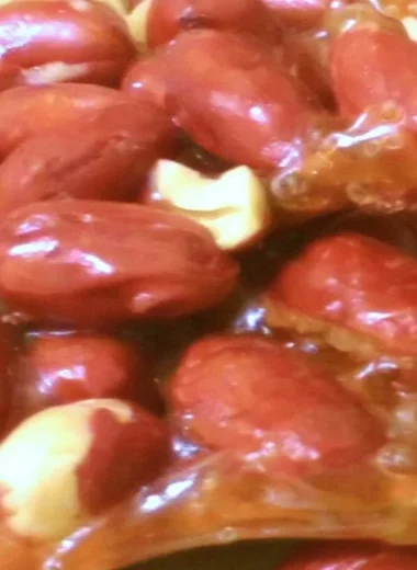 Homemade best peanut brittle with crunchy texture and golden color