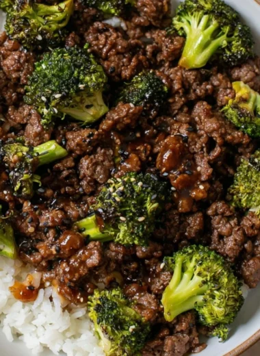 Cozy ground beef and broccoli dish served in a bowl