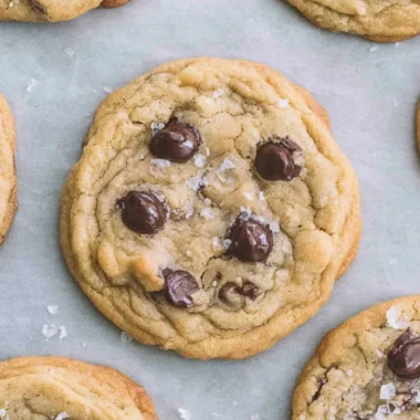Delicious crispy and chewy chocolate chip cookies freshly baked
