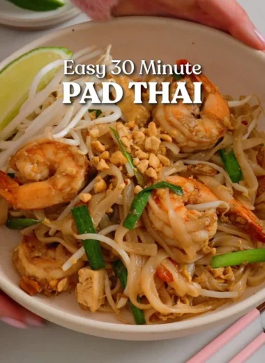 Plate of colorful quick Thai street food showcasing vibrant flavors and ingredients
