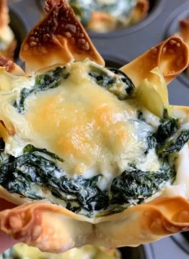 Spinach and Artichoke Wonton Cups served on a platter, perfect appetizer