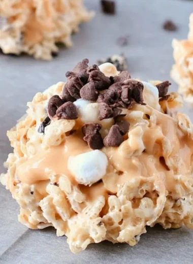 No-bake Avalanche Cookies topped with chocolate and marshmallows